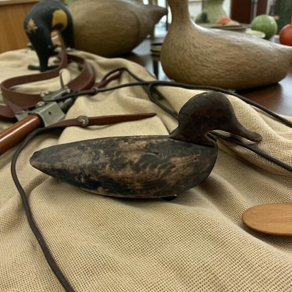 VINTAGE Hand Carved Wood Mallard Duck Decoy - Picture 1 of 10